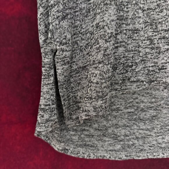 OLIVIA RAE WOMEN'S GREY 3/4 SLEEVE V-NECK COMFORT LIGHTWEIGHT RELAXED SWEATER L - Picture 6 of 12